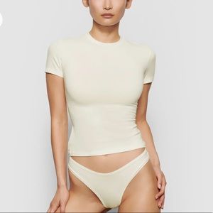 LIKE NEW SKIMS Cotton Jersey T-Shirt in Bone